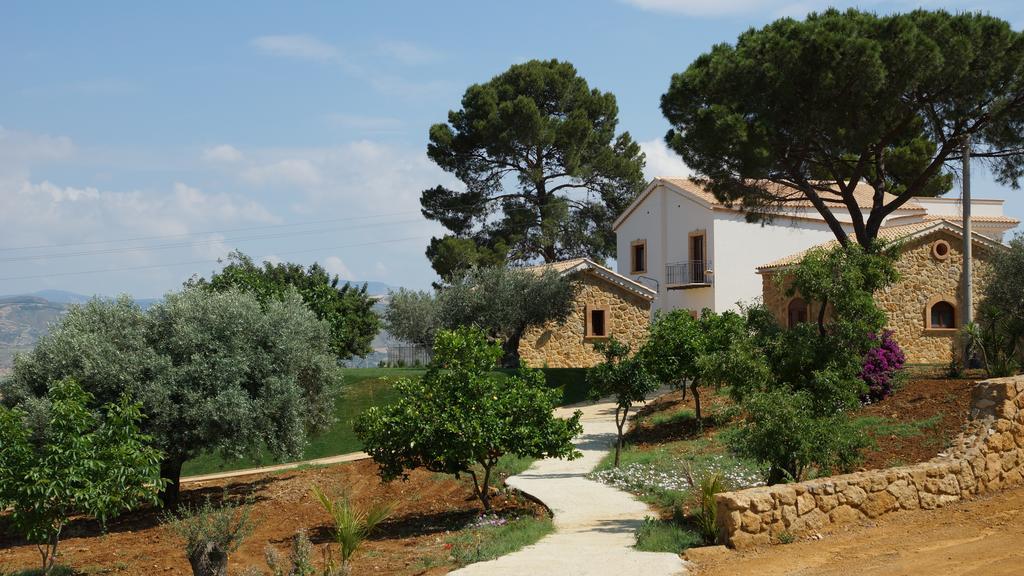 Agriturismo Feudo Muxarello Villa Aragona Exterior photo