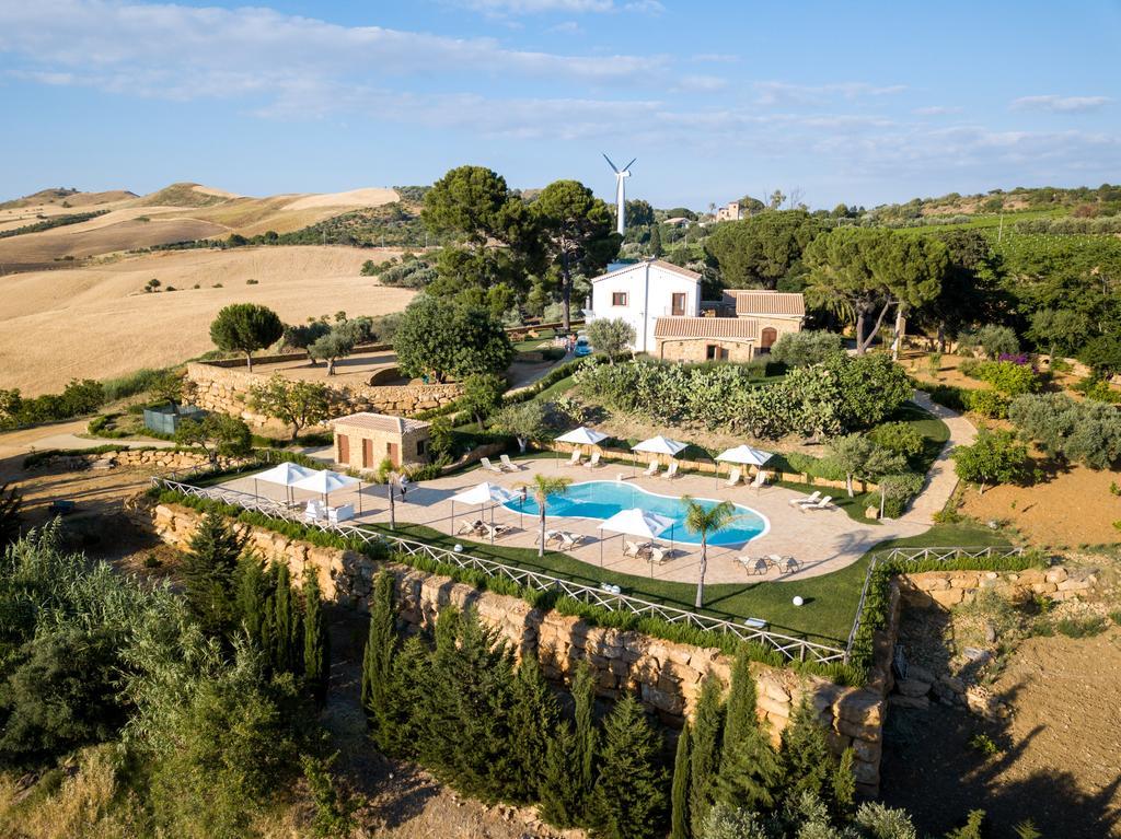 Agriturismo Feudo Muxarello Villa Aragona Exterior photo